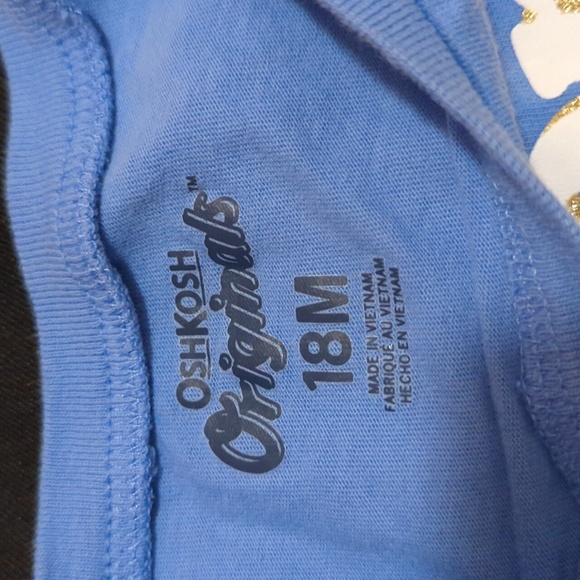 Oshkosh Strong Like Mom t-shirt - Picture 3 of 4